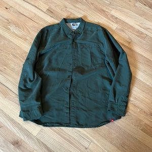 The North Face men’s green shirt - Large
